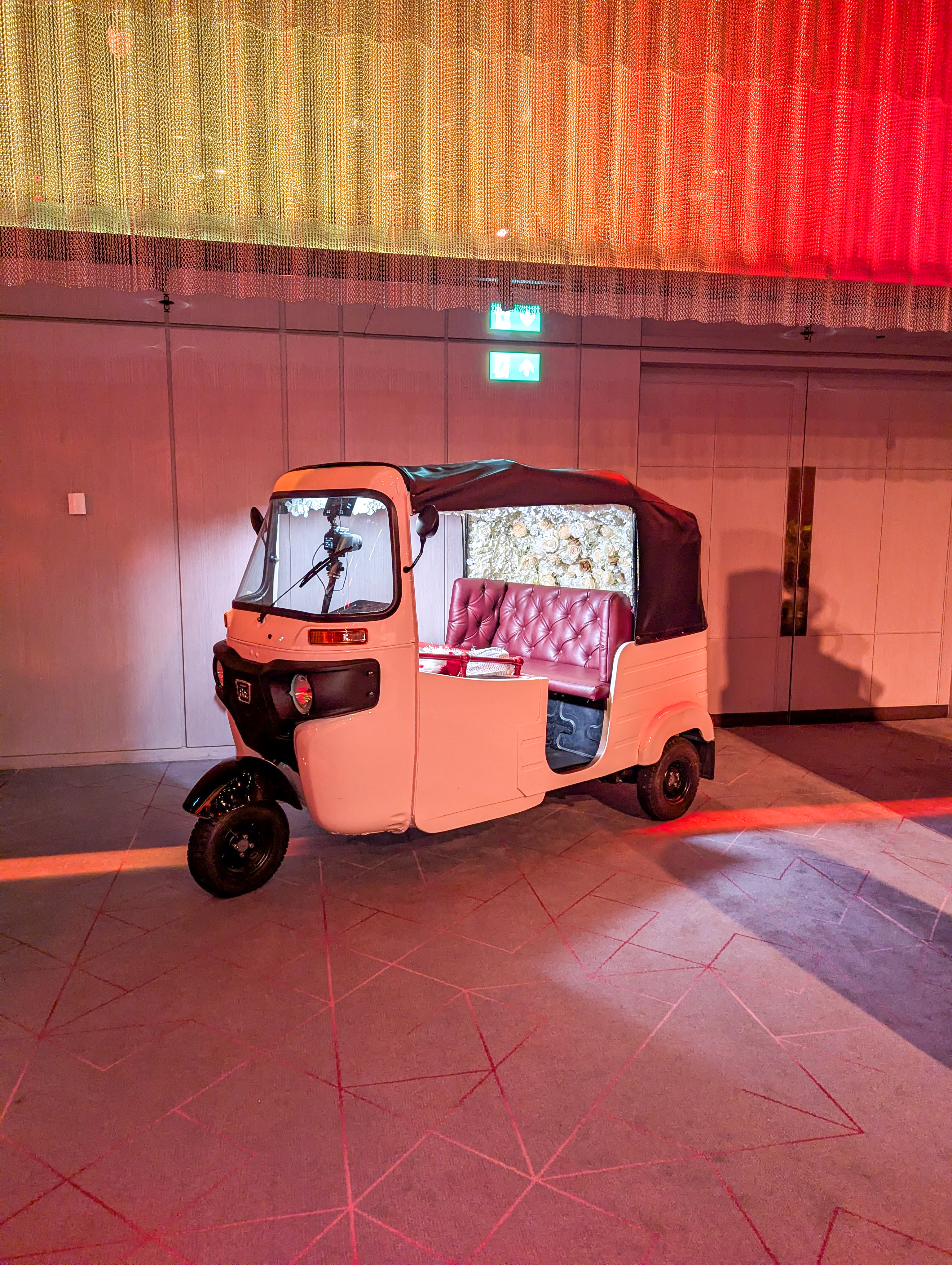 tuktuk photobooth corporate events